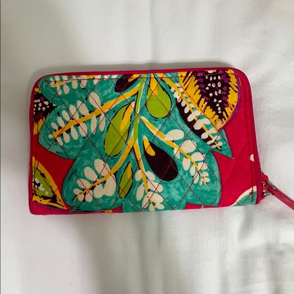 Vera Bradley 6.5inch wallet - Picture 2 of 4